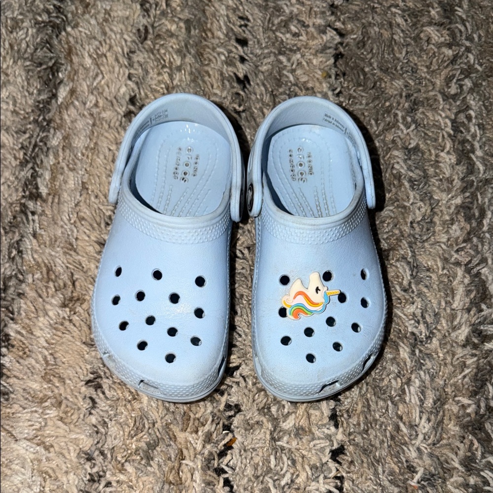 CROCS Kids Light Blue Clogs with Unicorn Charm Unisex 10